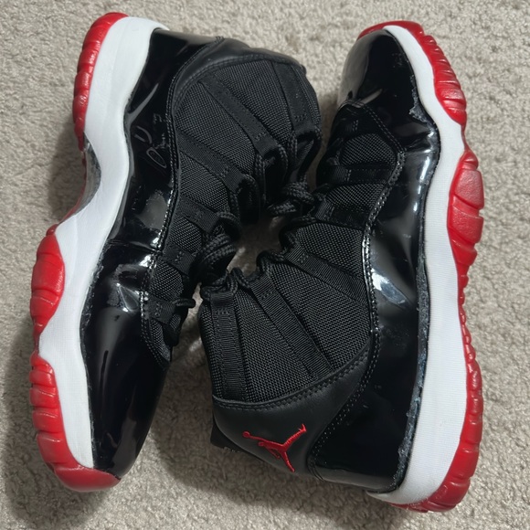 Air Jordan 11 Bred 2001 Size 13 - Picture 3 of 6